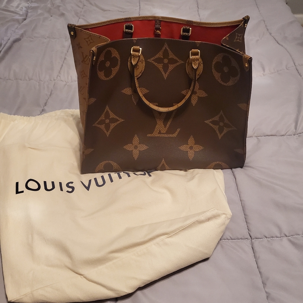 Louis Vuitton  OntheGo